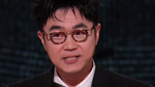 “我以为家辉哥是感受向为主的，但是在片场时发现他不光会感受，对于角色细节上的设定，他都是吃得很准的，他会想得很透，演的时候就又能非常收放自如去权衡这一块。